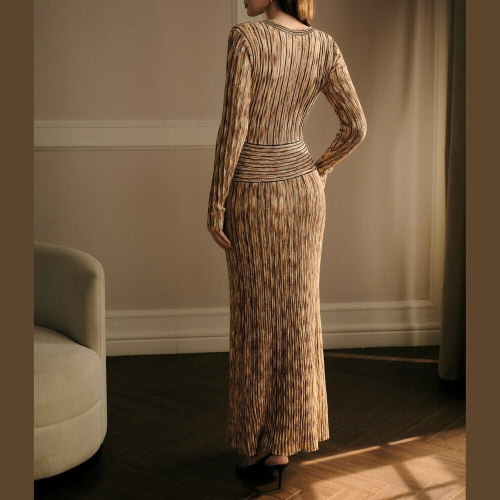 Space-Dyed Ribbed Knit Sweater Maxi Dress with Surplice V Neck - Picture 7 of 9